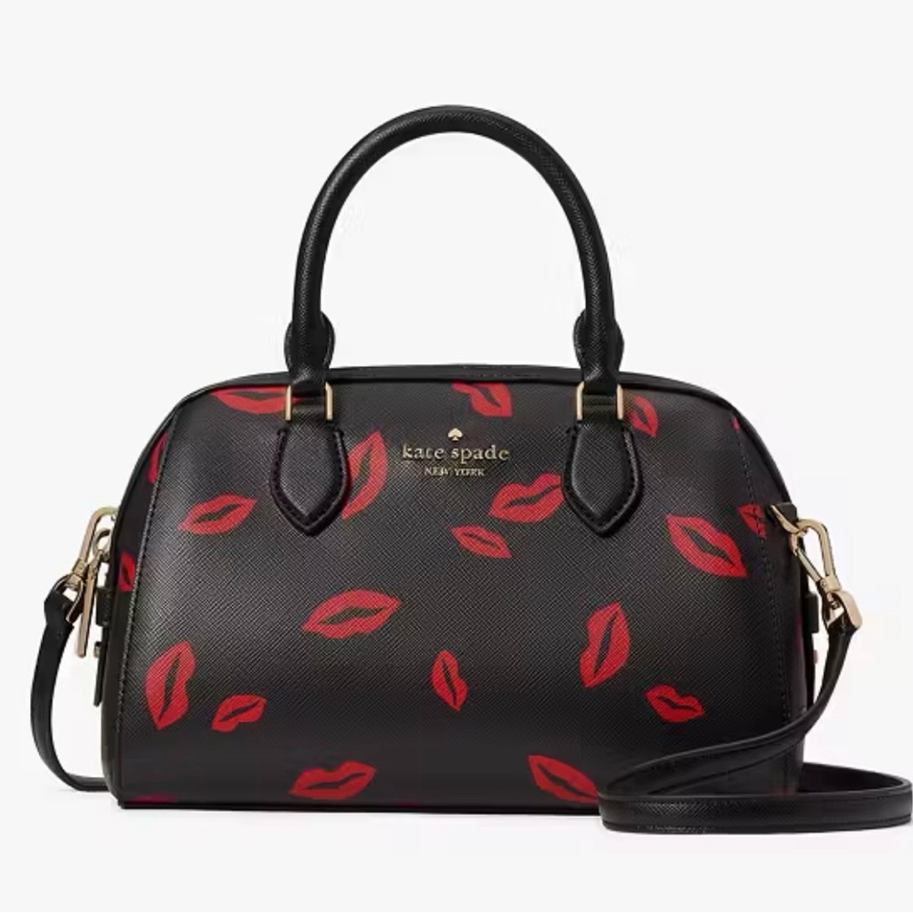 Kate Spade Madison Lip Toss Duffle
Crossbody